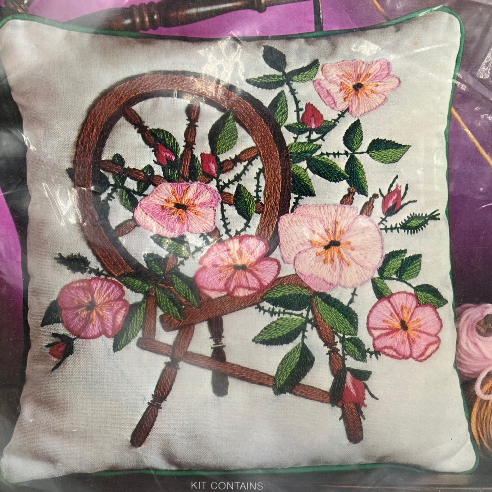 Vtg Avon Creative Needle Crewel Embroidery Kit Spinning Wheel Wild Roses Pillow